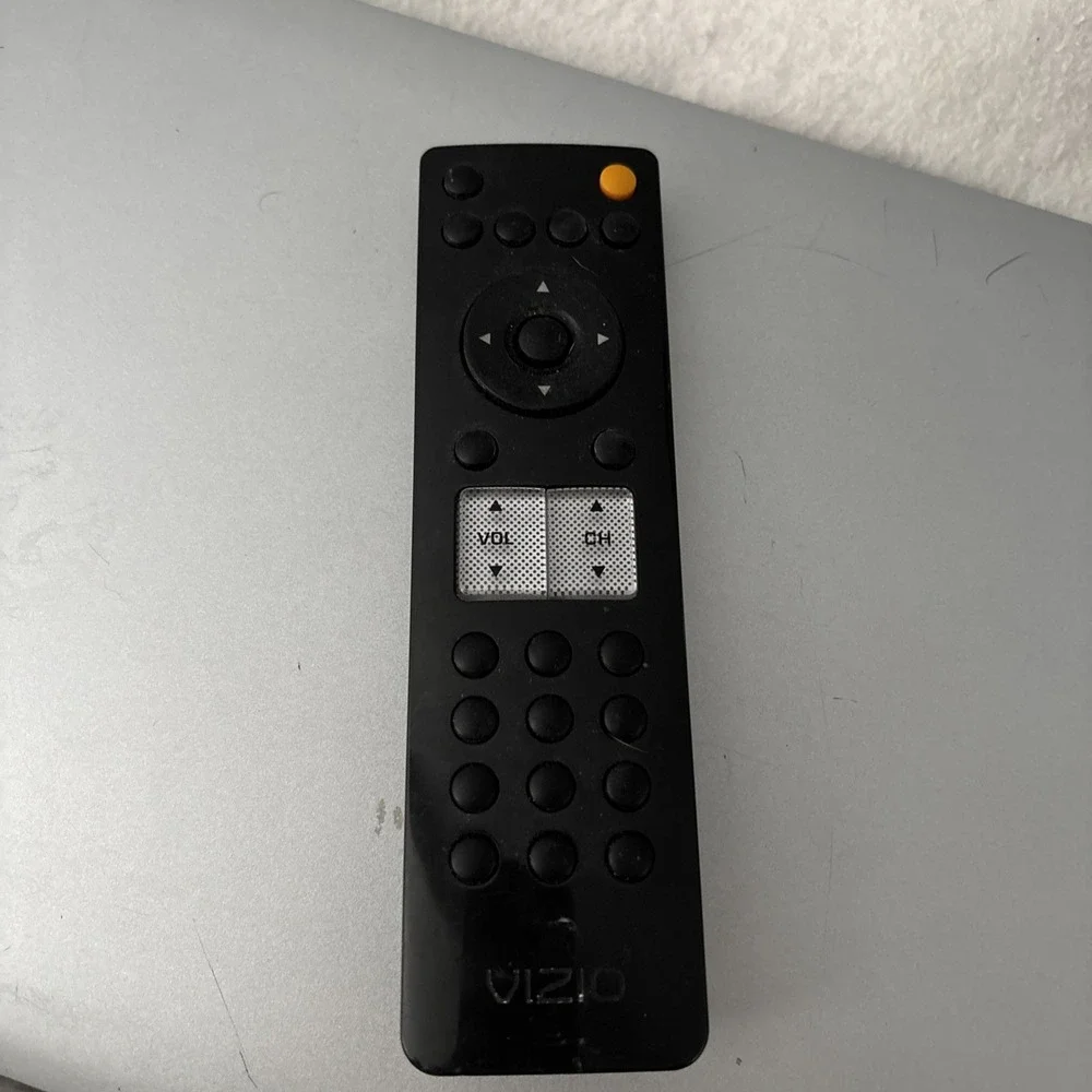 Genuine Vizio VR2 VR4 TV Remote Control SHOWS WEAR